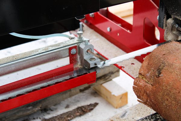 red runner s26m portable sawmill 4
